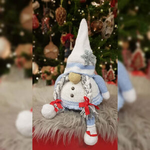 Amigurumi-Elfo-Natalizio-con-Trecce