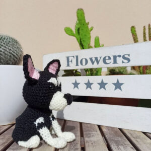 Amigurumi-Cane-Chihuahua-all´uncinetto di lato