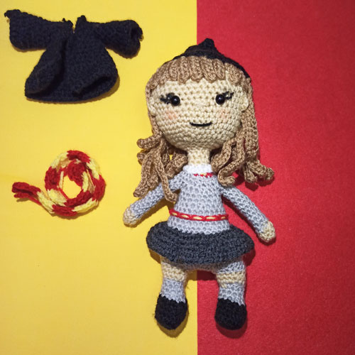 Amigurumi-hermione-granger-all´uncinetto