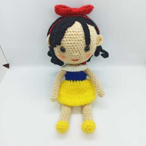 Amigurumi-Biancaneve-all'uncinetto-3