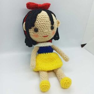 Amigurumi-Biancaneve-all'uncinetto